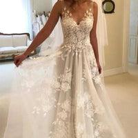 robe-de-mariee-boheme-dentelle-courte