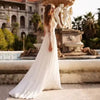 robe-mariee-manche-longue-col-v
