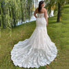 Vestido de novia sin tirantes con espalda escotada