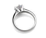 bague-de-fiancailles-forme-princesse