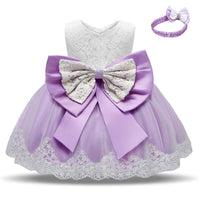 bebe-brune-robe-de-princesse