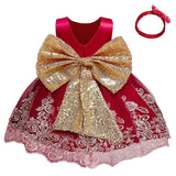 bebe-habillee-en-princesse-robe