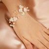 bracelet-mariee-fleurs-et-perles-or