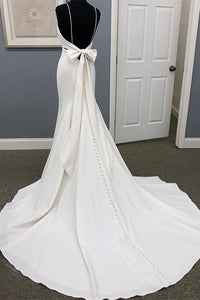 robe-de-mariee-boheme-chic-longue-traine