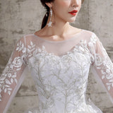 robe-de-princesse-femme-blanche