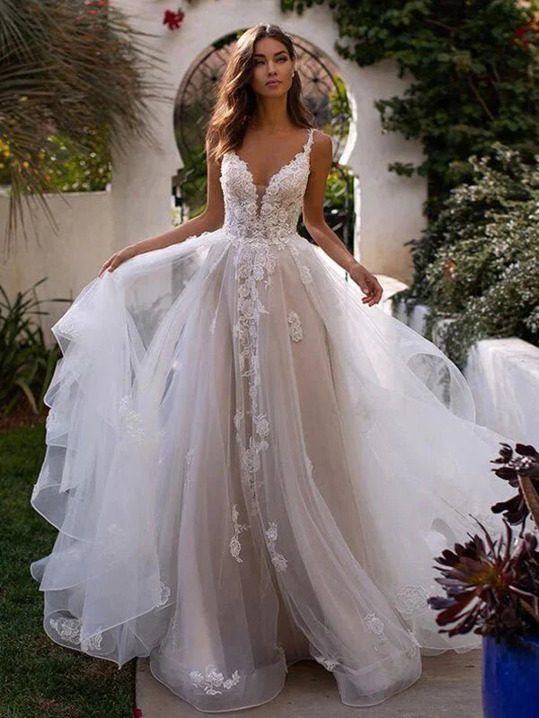Robe de Mariée Champêtre en Dentelle Fleurie