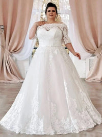 robe-de-mariee-dentelle-femme-ronde