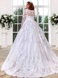 robe-de-mariee-dentelle-plus-size