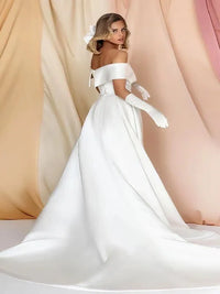 robe-de-mariee-en-satin-duchesse