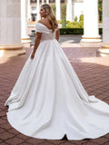 robe-de-mariee-en-satin-grande-taille