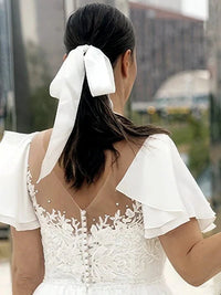 robe-de-mariee-mousseline-femme-ronde