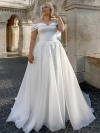 robe-de-mariee-organza-femme-ronde