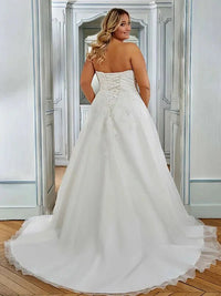 robe-de-mariee-pour-ronde