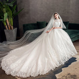 robe-de-mariee-princesse-avec-manche