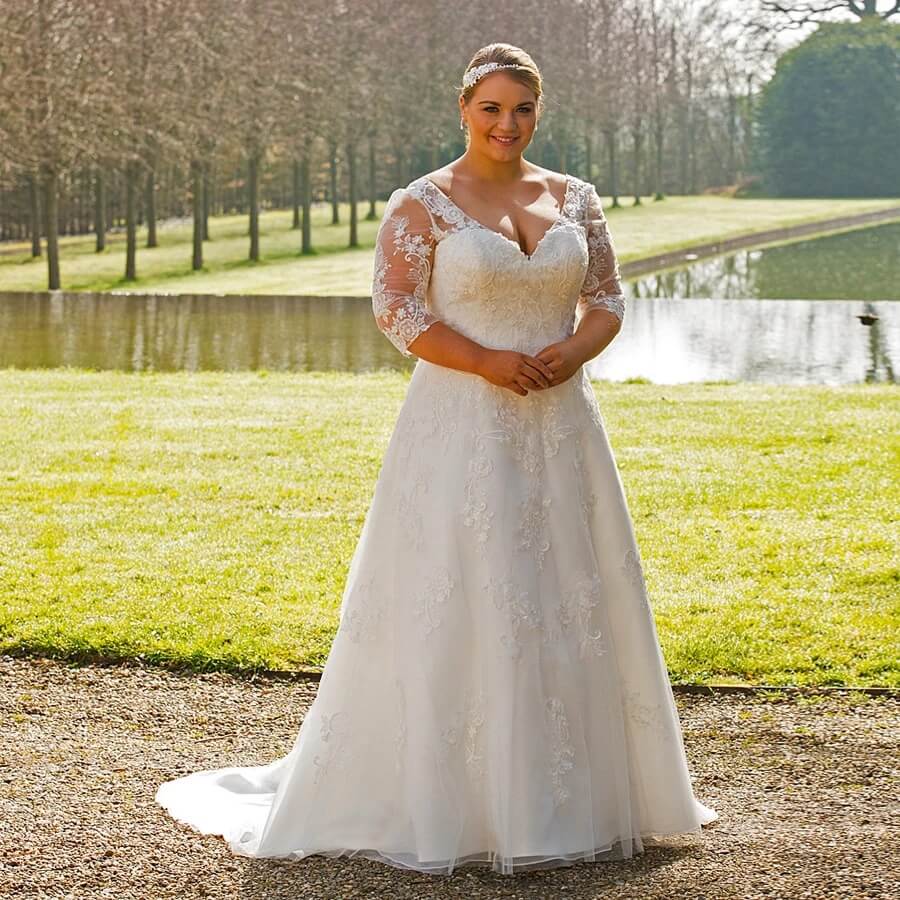 Robe de Mariée Princesse Femme Ronde