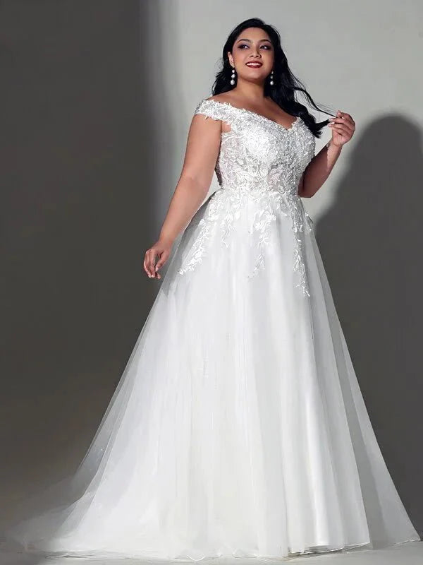 robe-de-mariee-taille-plus-dentelle