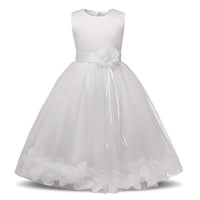 robe-de-princesse-blanche-pour-petite-fille