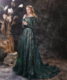 robe-de-princesse-femme-avec-traine