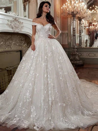 robe-mariee-princesse-elegante-a-epaules-denudees
