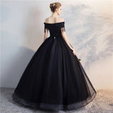 robe-de-princesse-femme-noire