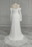 robe-de-mariee-boheme-chic-col-bardot