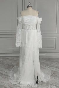 robe-de-mariee-boheme-chic-col-bardot