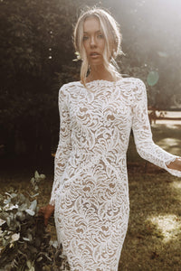 robe-de-mariee-boheme-dentelle-manches-longues