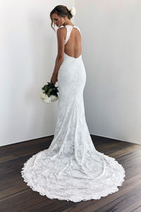 robe-de-mariee-boheme-avec-traine