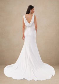 robe-de-mariee-fluide-plage