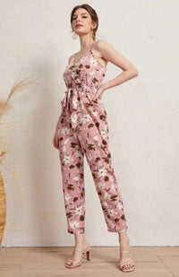 tenue-fleurie-femme