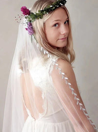 voile-de-mariee-en-dentelle